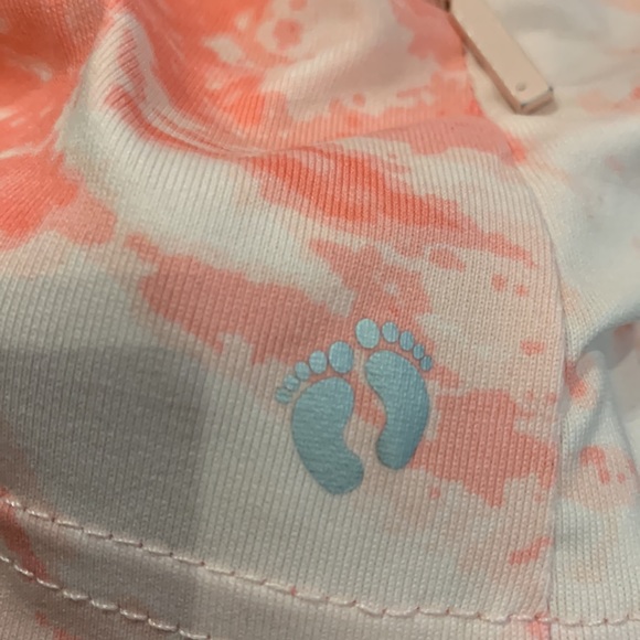 NWT HANG TEN UPF 50+ SUN PROTECTION LONG SLEEVE TOP SHIRT Zip Pocket SIZE S & M - Picture 4 of 6